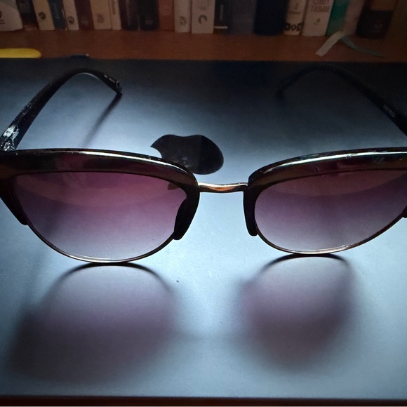 Stylish Black Sunglasses